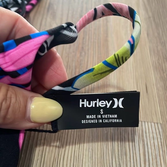 Hurley Hana reversible Bikini Black Tropical print Size S NEW Beach Vacation - Picture 11 of 15